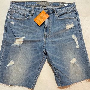 American Eagle Slim straight shorts
